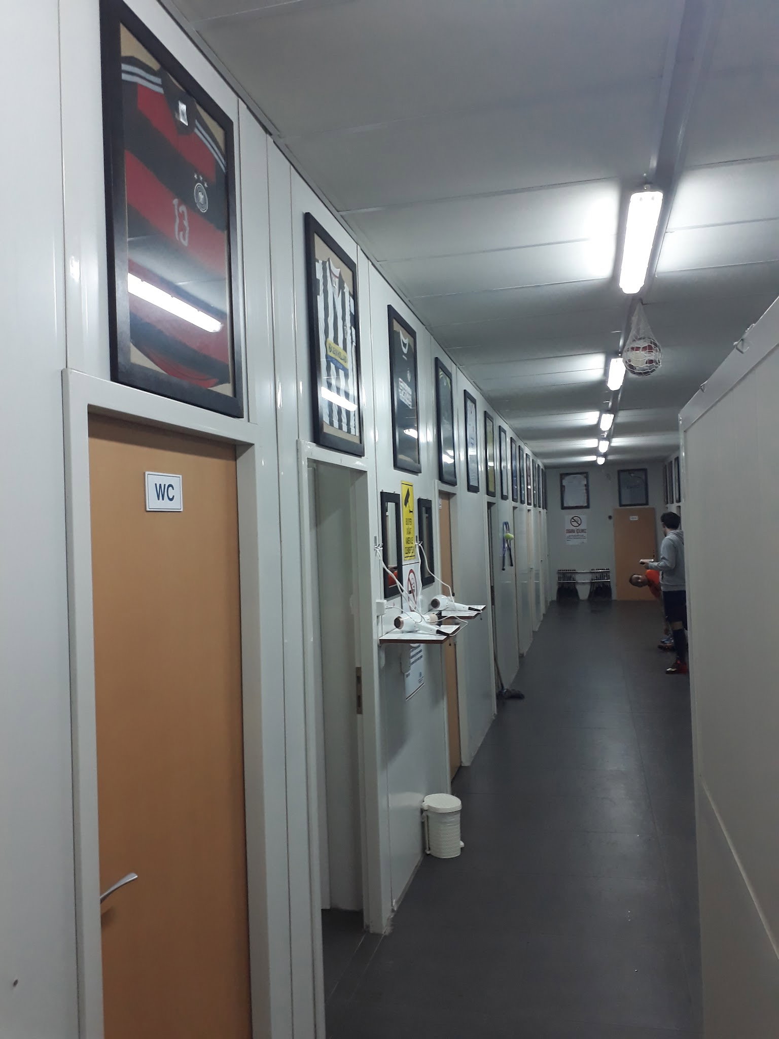 Öncü Halı Saha & Cafe