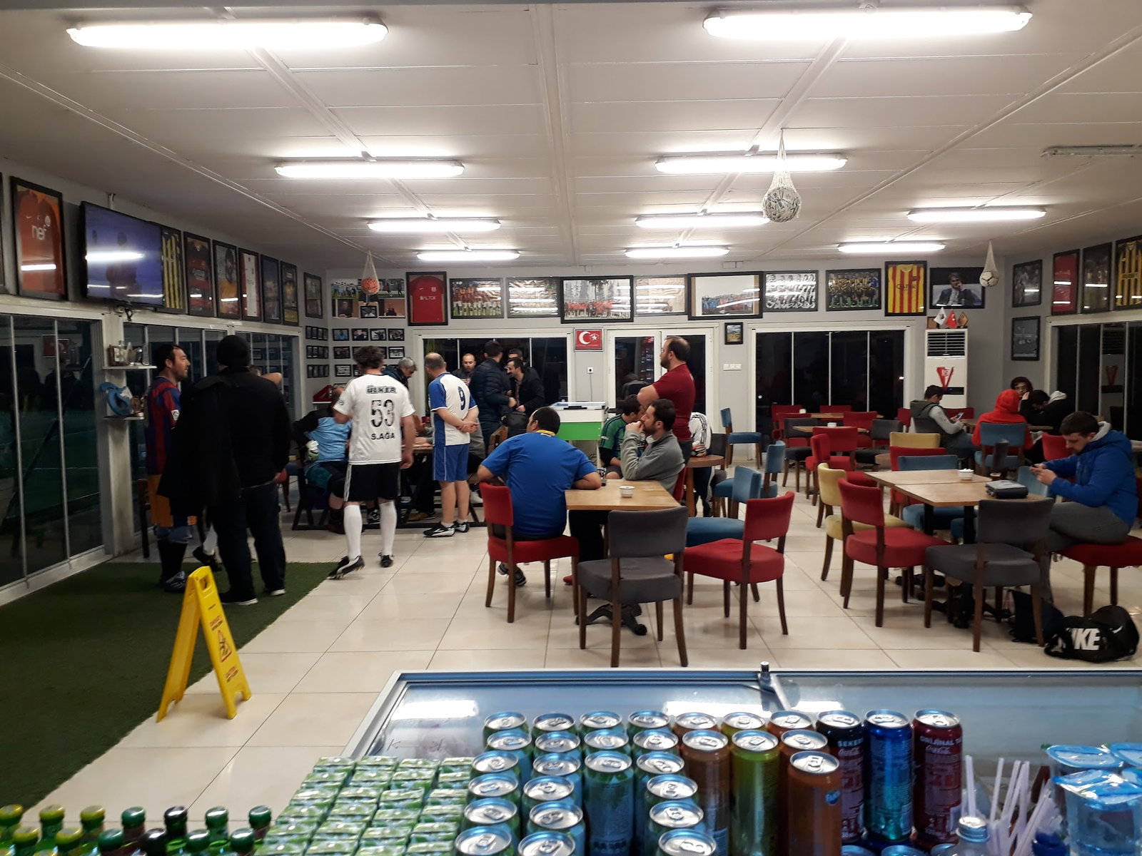 Öncü Halı Saha & Cafe