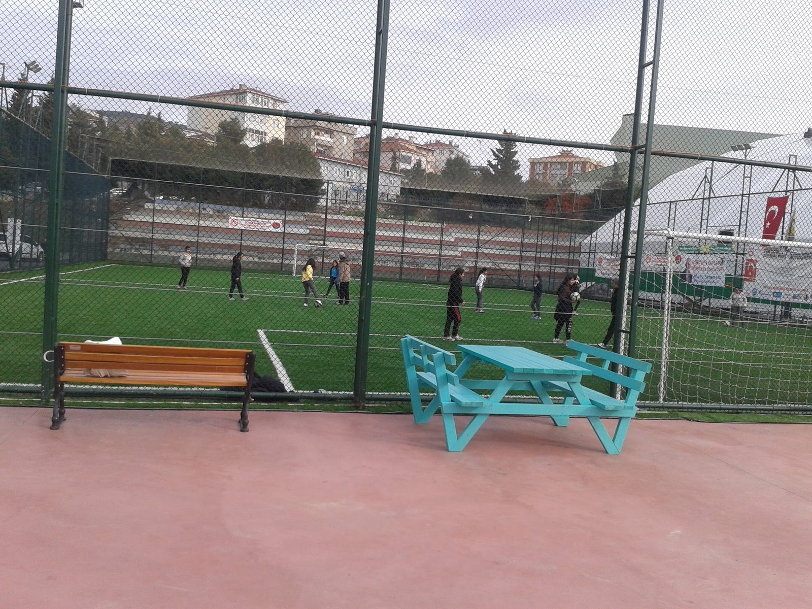 Öncü Halı Saha & Cafe