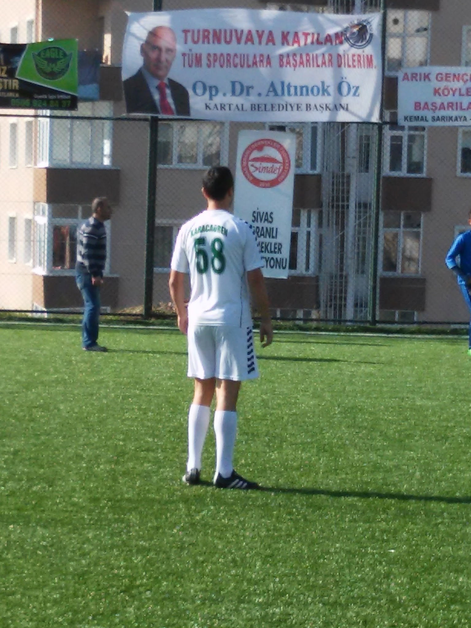 Öncü Halı Saha & Cafe