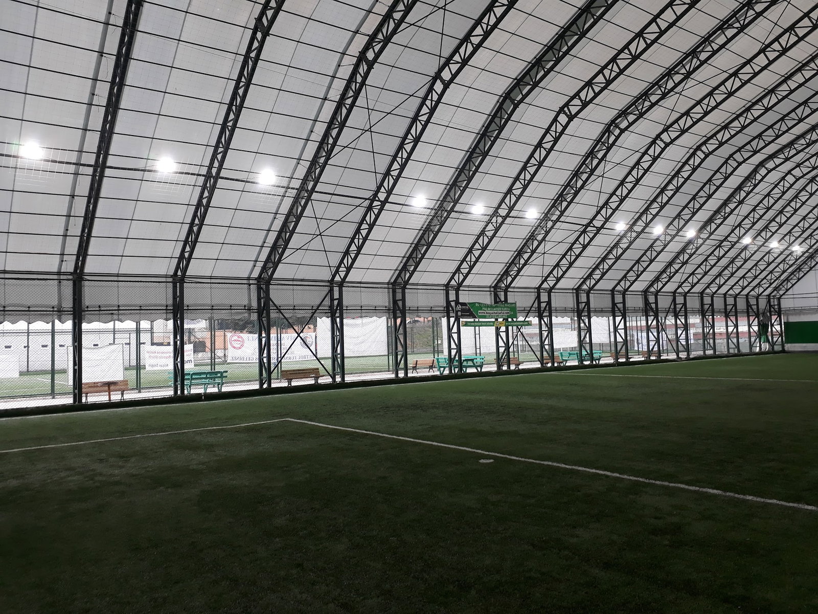 Öncü Halı Saha & Cafe