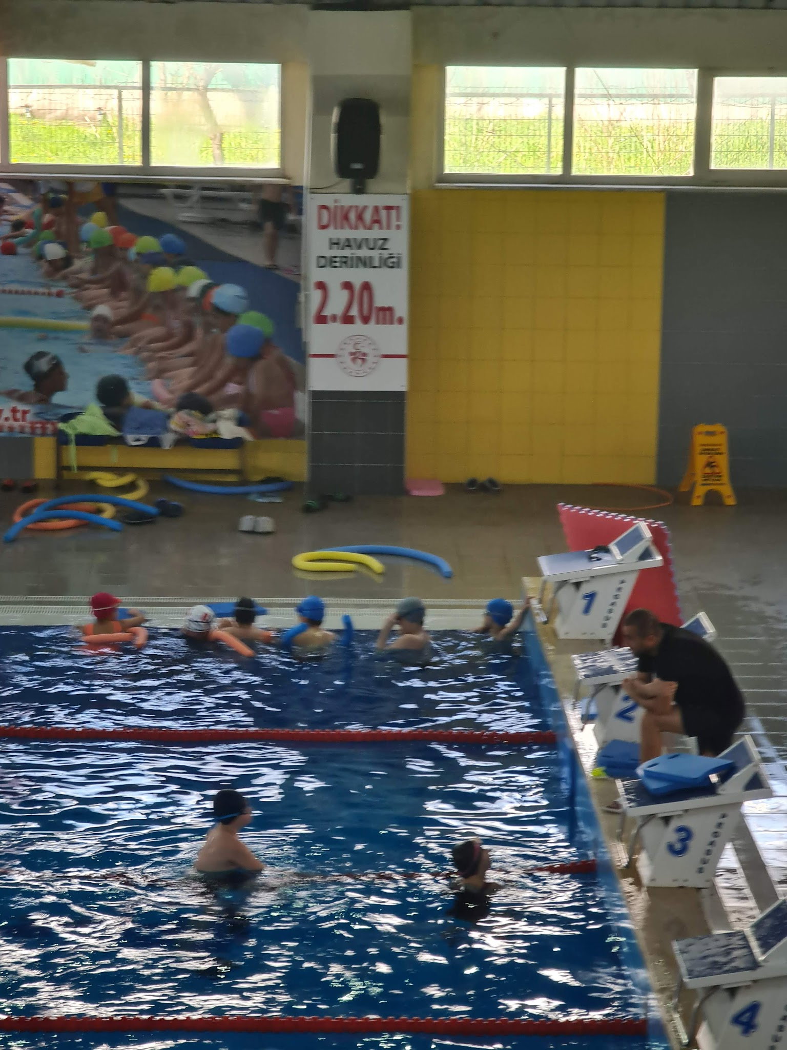 Öncü Halı Saha & Cafe