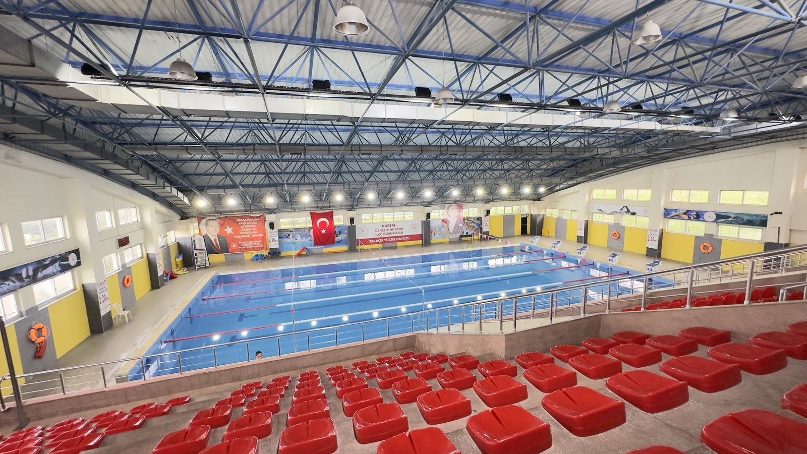 Öncü Halı Saha & Cafe