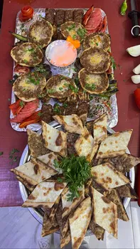 Güçlü Yemek resimleri