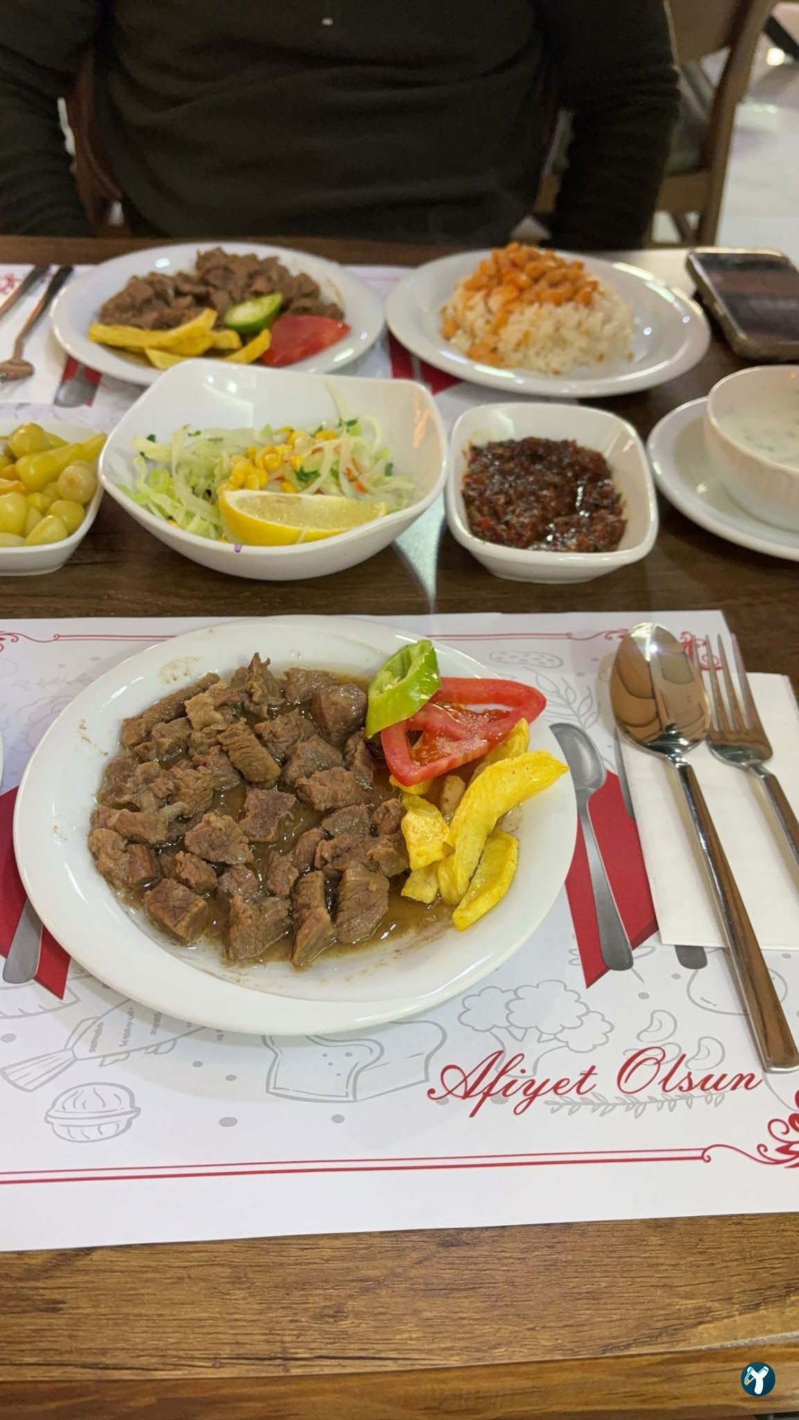 Güçlü Yemek