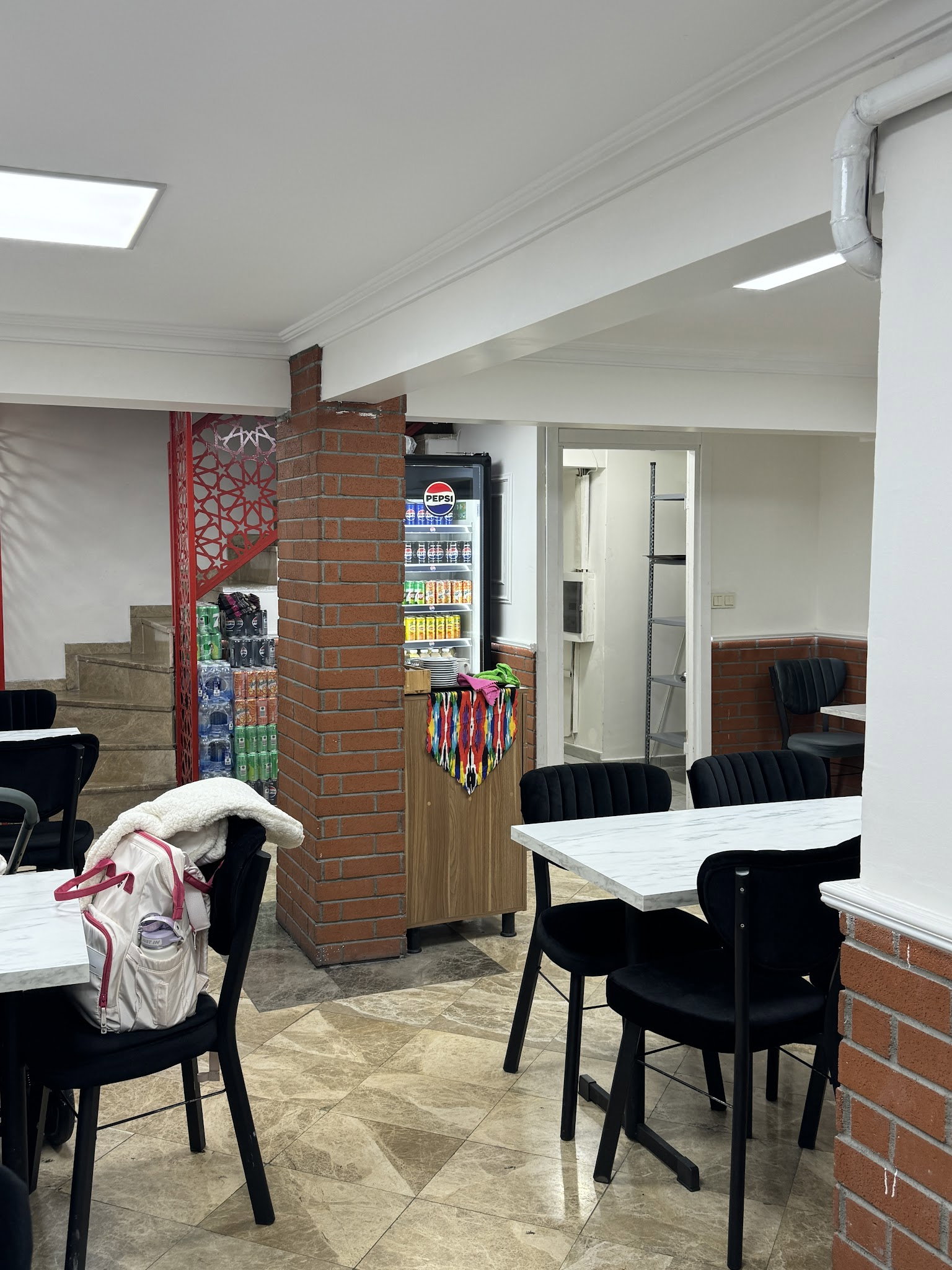 Sahra Uygur Restaurant/Sahra面馆/中餐