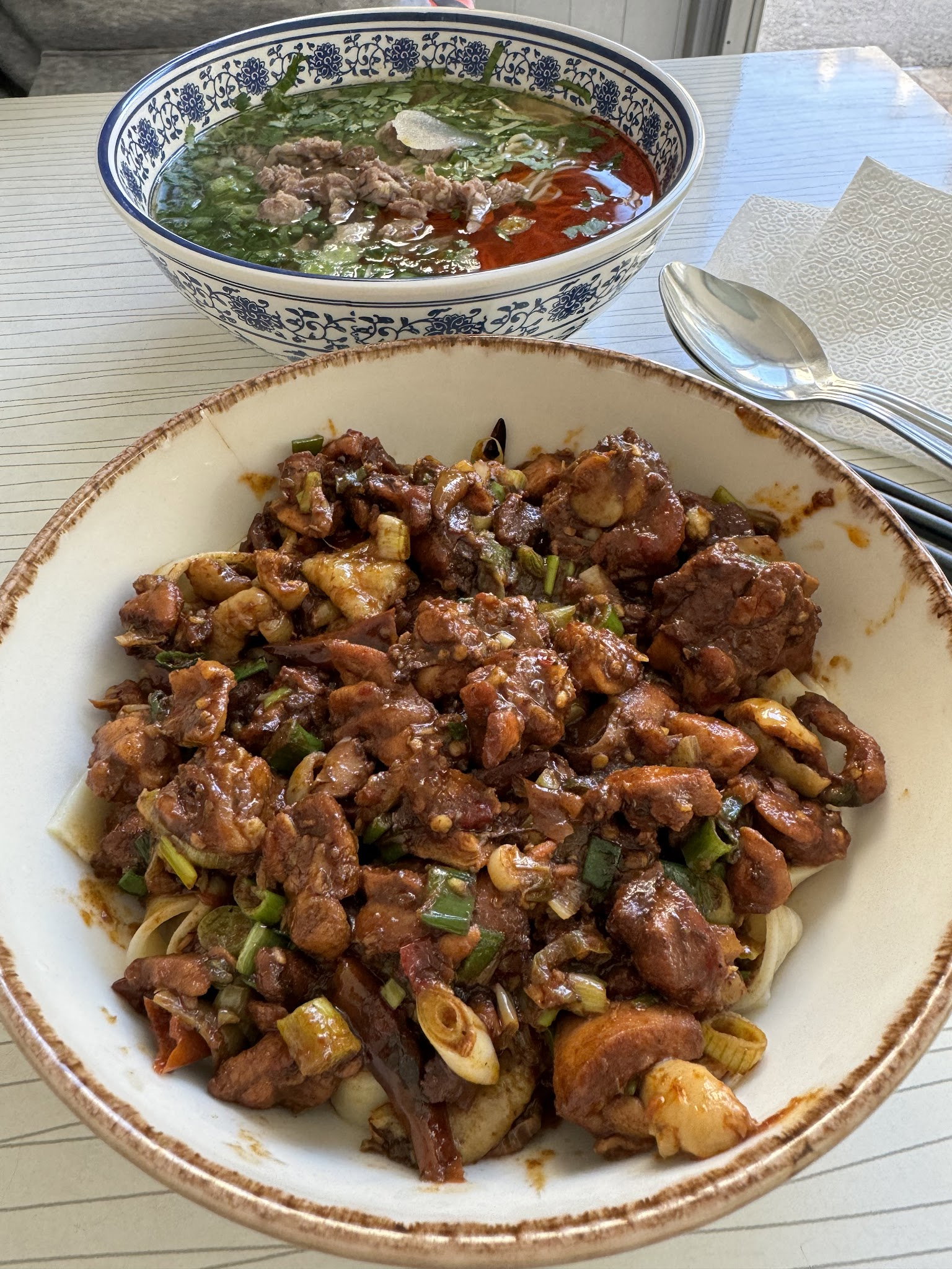 Sahra Uygur Restaurant/Sahra面馆/中餐