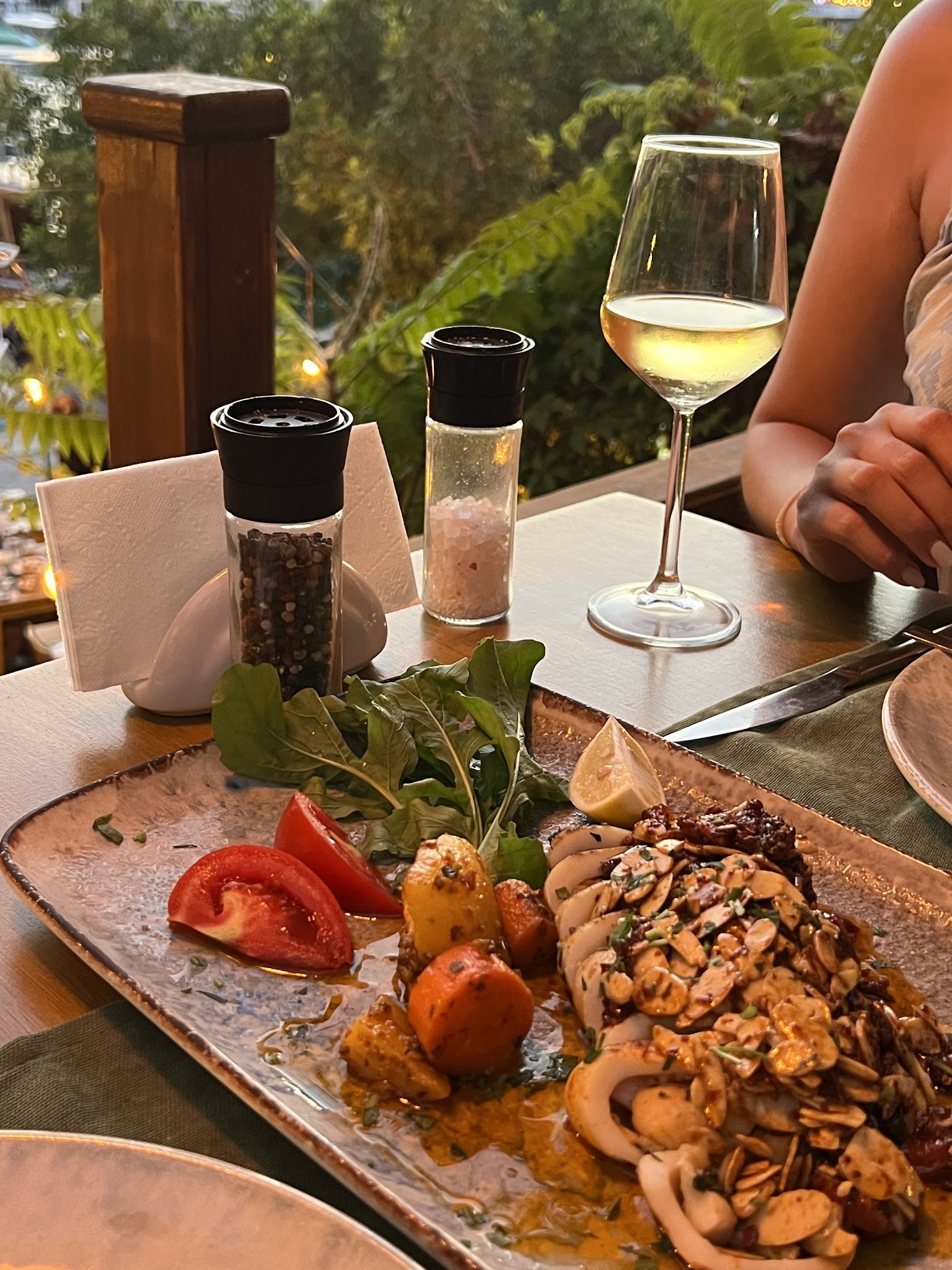 Sahra Uygur Restaurant/Sahra面馆/中餐