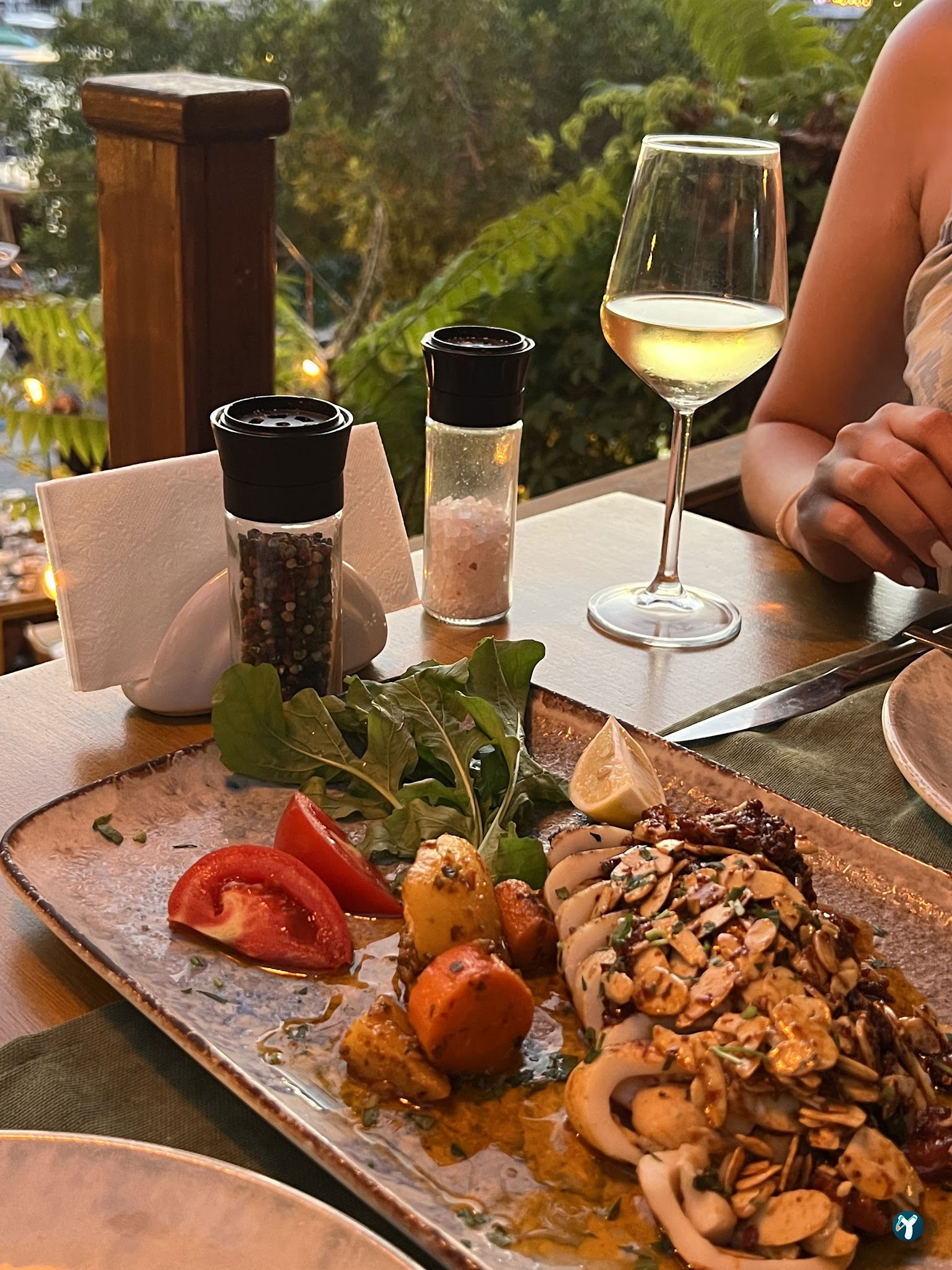 Sahra Uygur Restaurant/Sahra面馆/中餐
