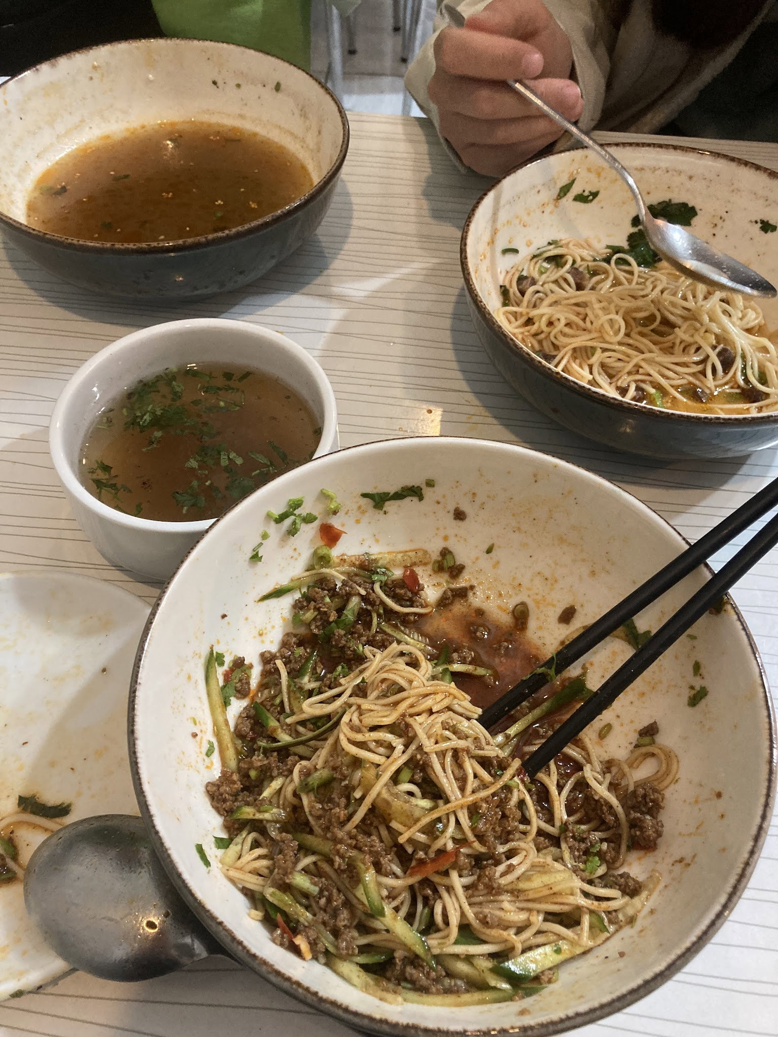 Sahra Uygur Restaurant/Sahra面馆/中餐