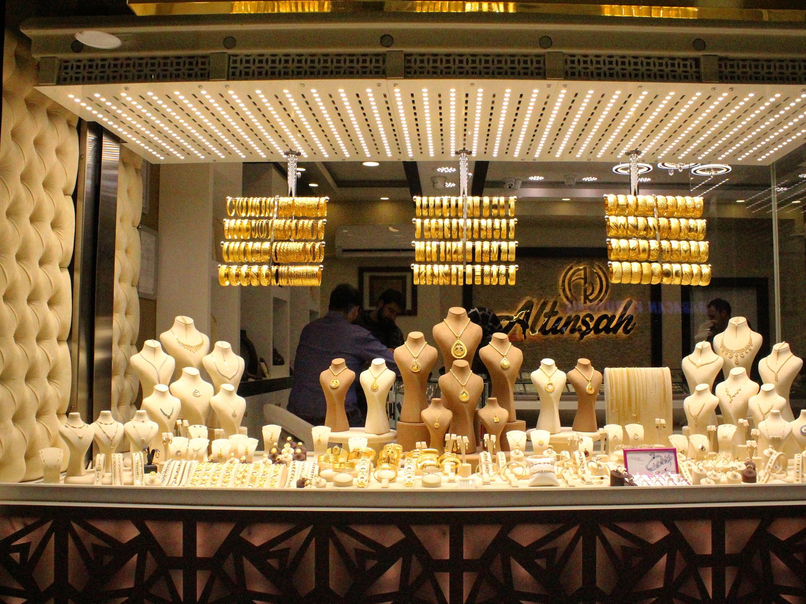 Altınşah Kuyumculuk Ve Mücevherat