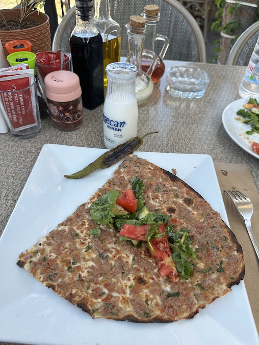 Öz Nazilli pide pizza kebap Karaburun