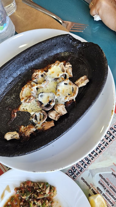 Öz Nazilli pide pizza kebap Karaburun