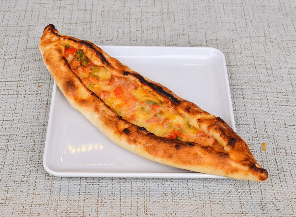 Kaşarlı Et Dönerli Pide