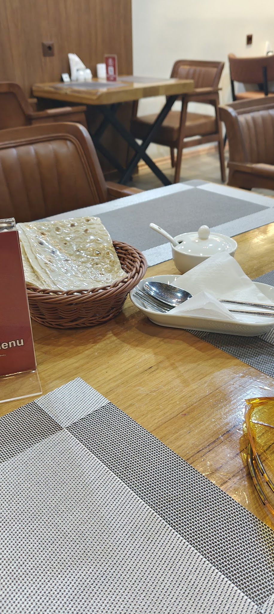 Daryakenar Restaurant