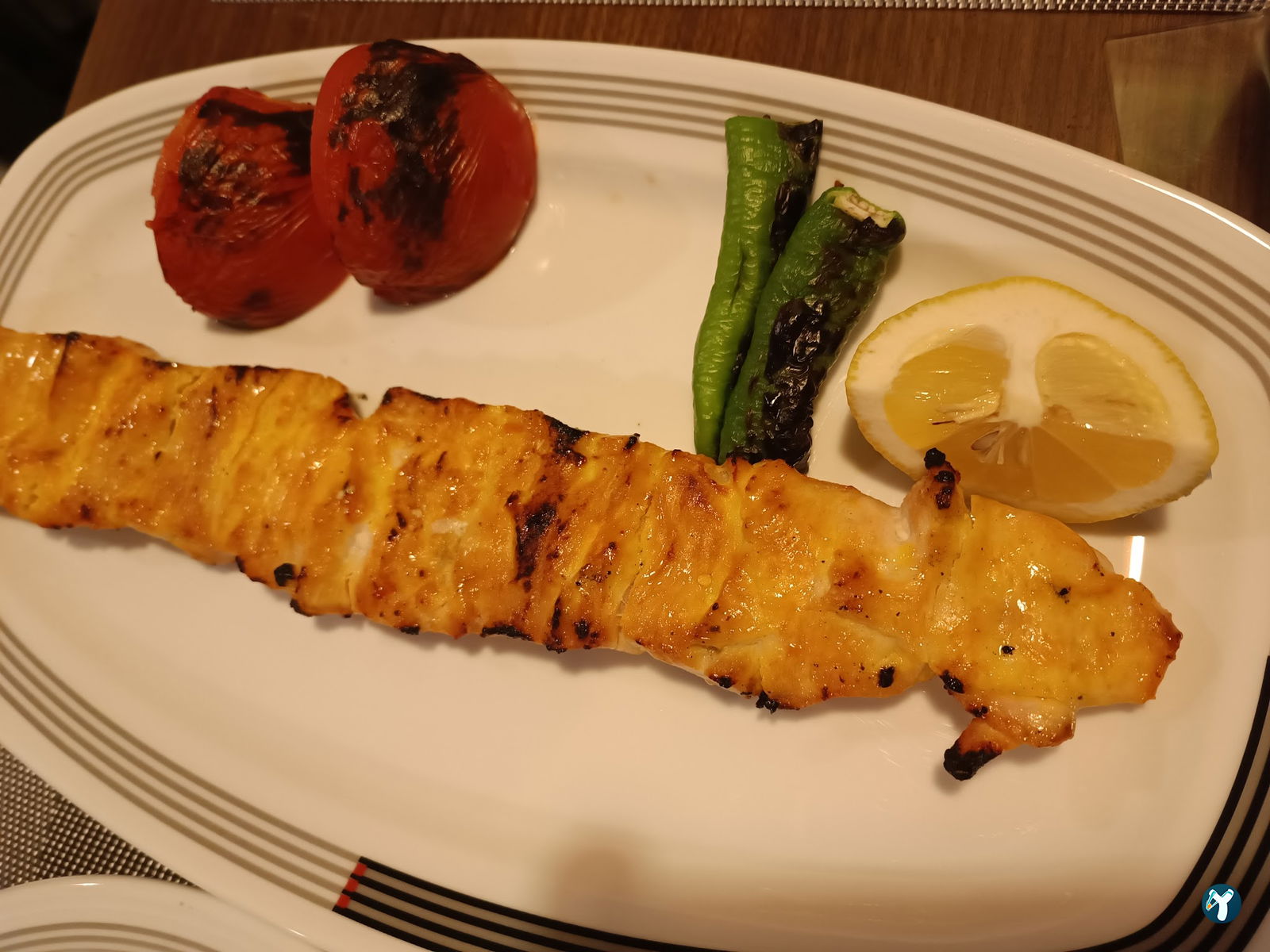 Daryakenar Restaurant