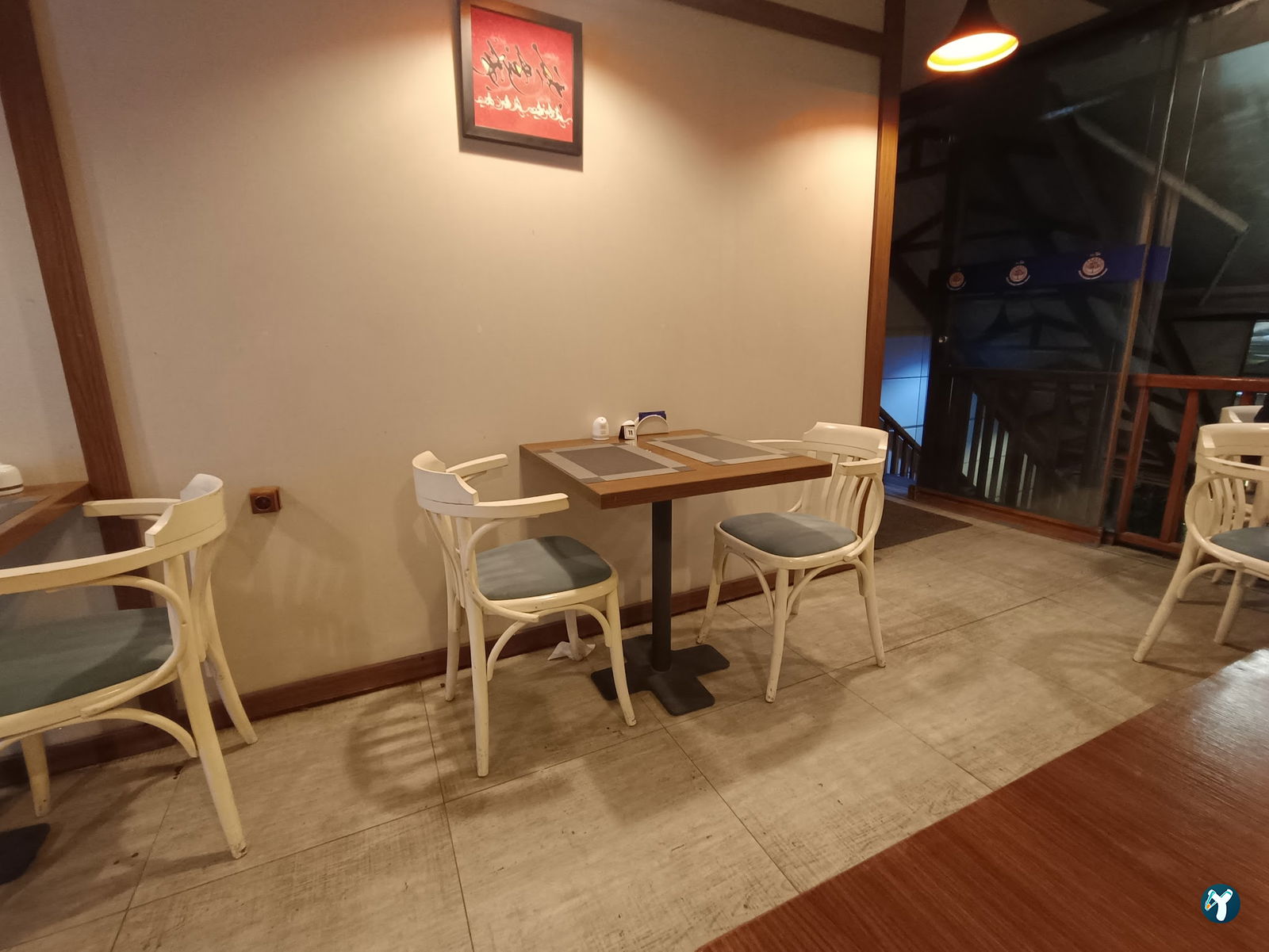 Daryakenar Restaurant