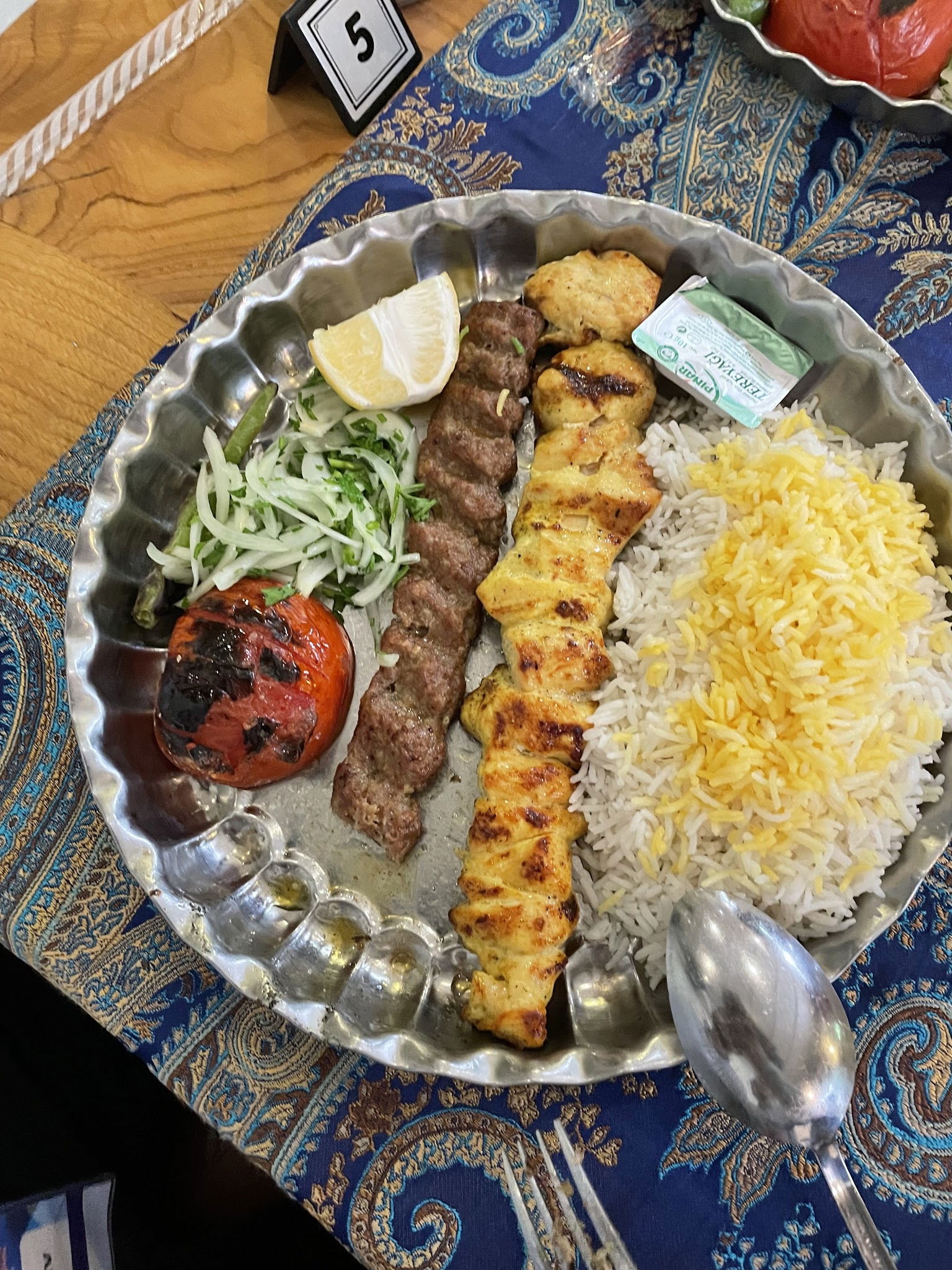 Daryakenar Restaurant