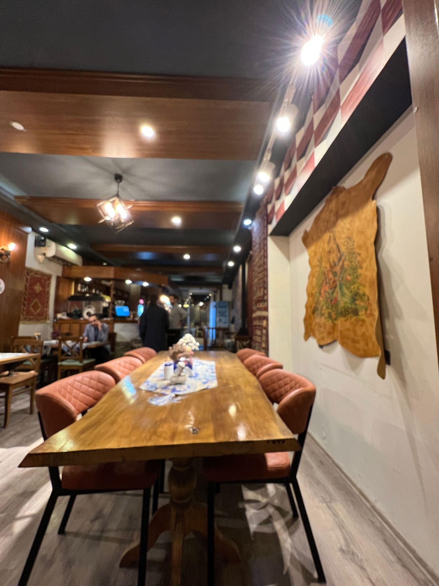 Daryakenar Restaurant