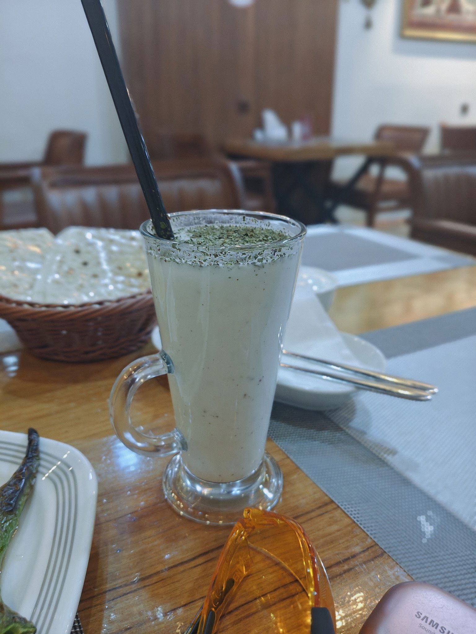 Daryakenar Restaurant