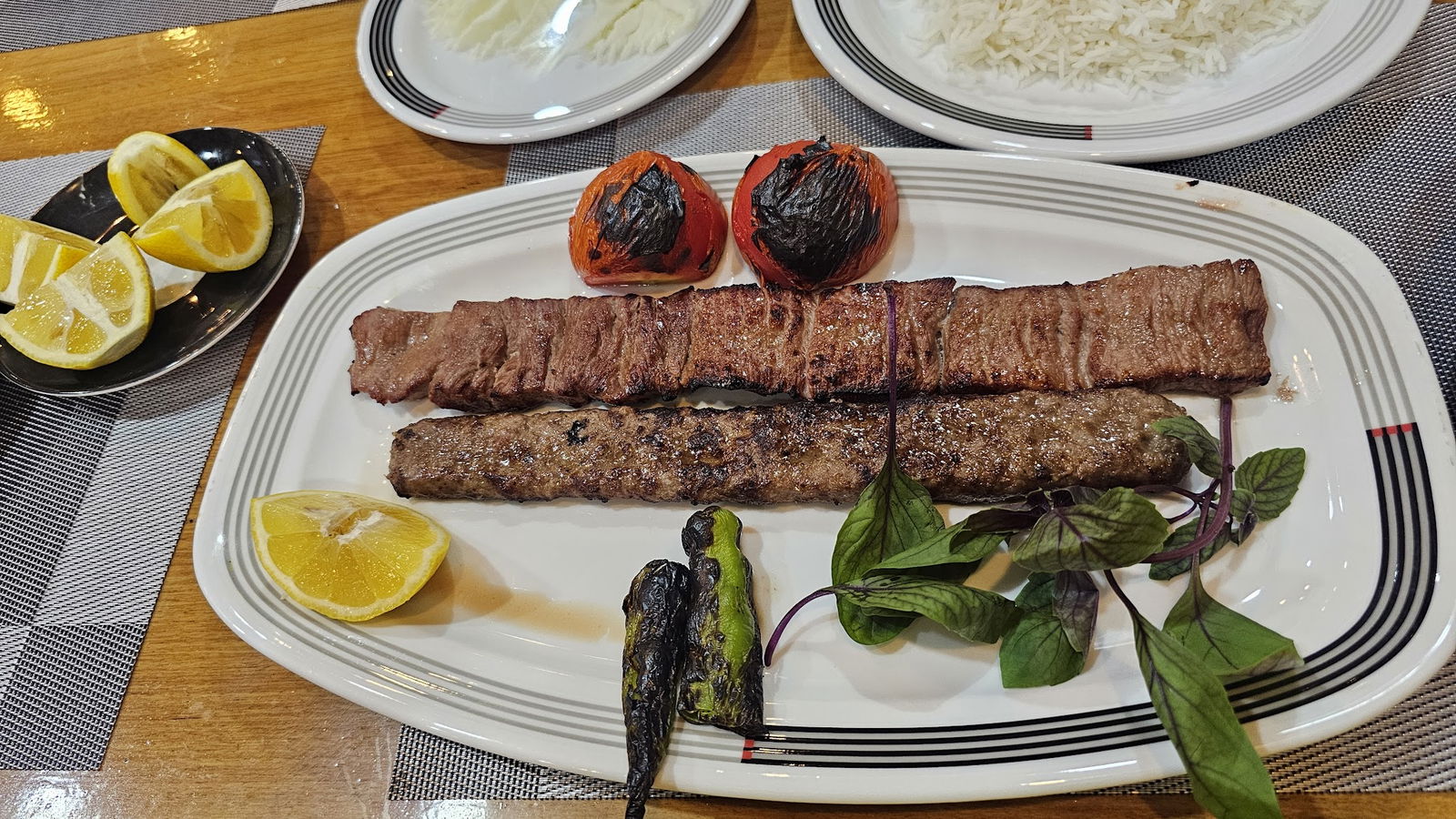 Daryakenar Restaurant