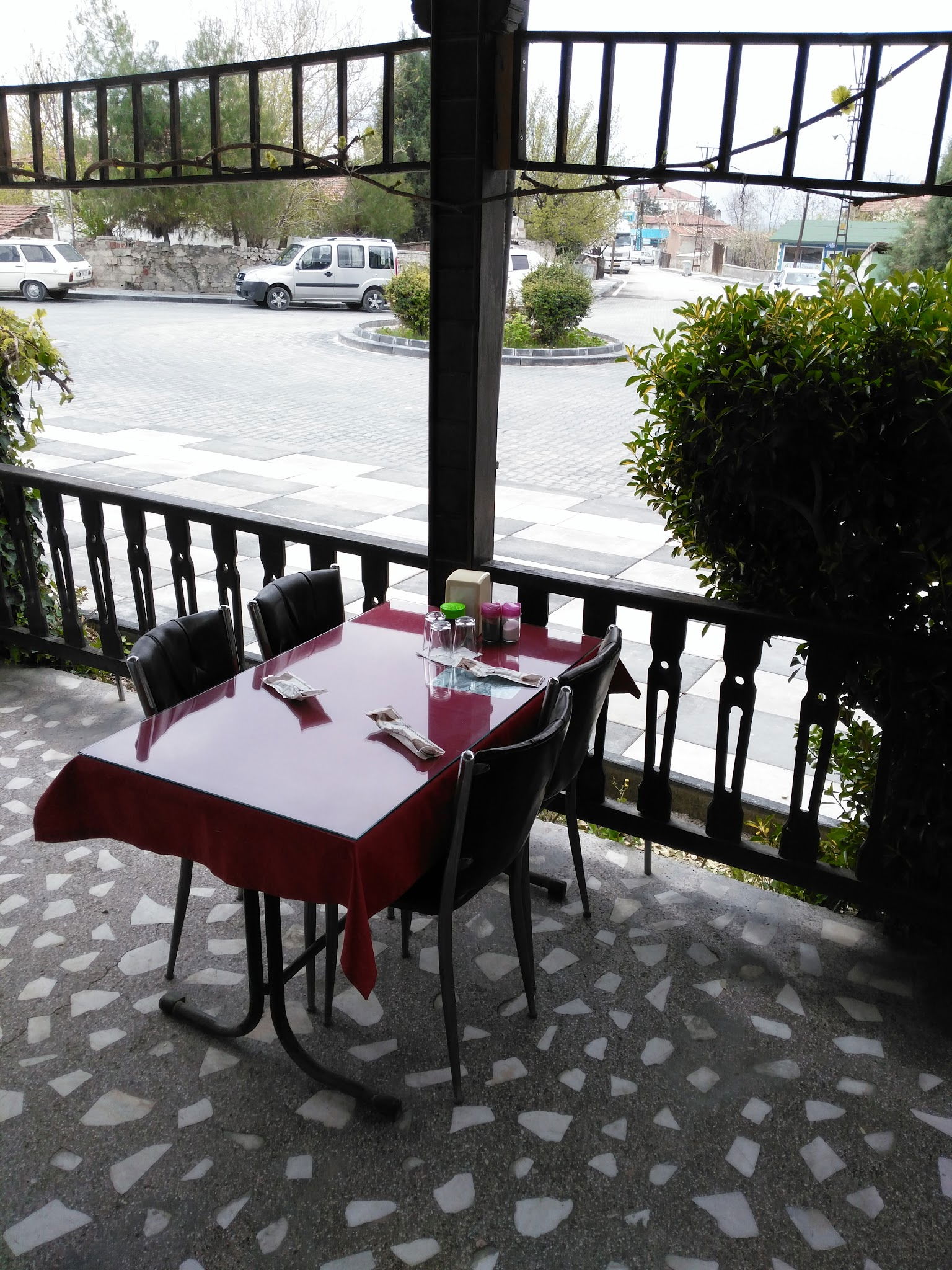 Simsekler Pide Ve Kebap Salonu