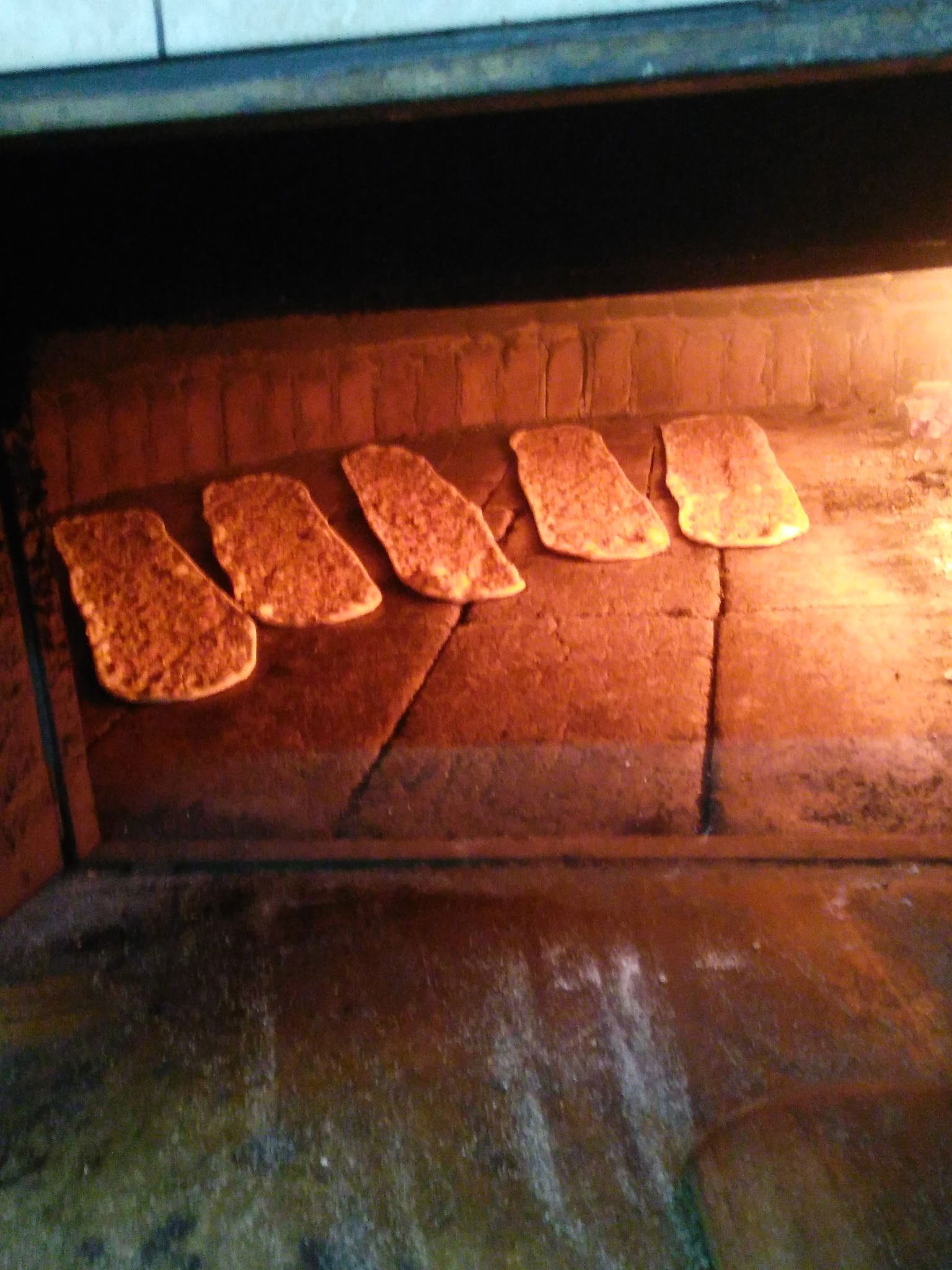 Simsekler Pide Ve Kebap Salonu