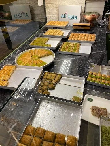 ALİ USTA BAKLAVALARI