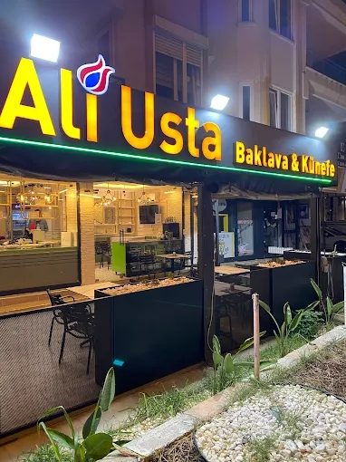 ALİ USTA BAKLAVALARI