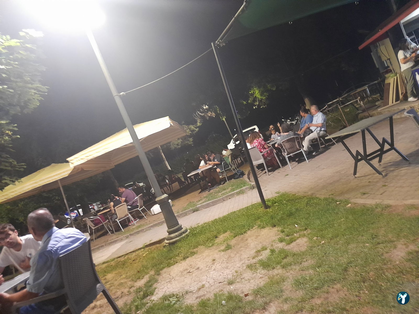 The Cars Cafe (Eski Prestij Cafe)