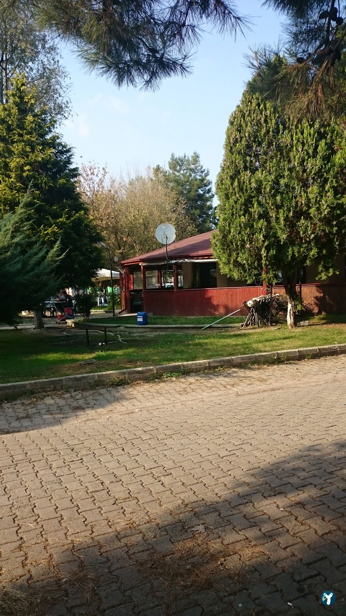The Cars Cafe (Eski Prestij Cafe)