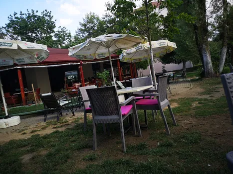 The Cars Cafe (Eski Prestij Cafe) resimleri