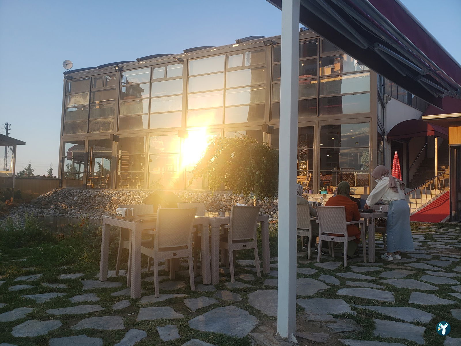 Bahçeli Cafe & Restaurant