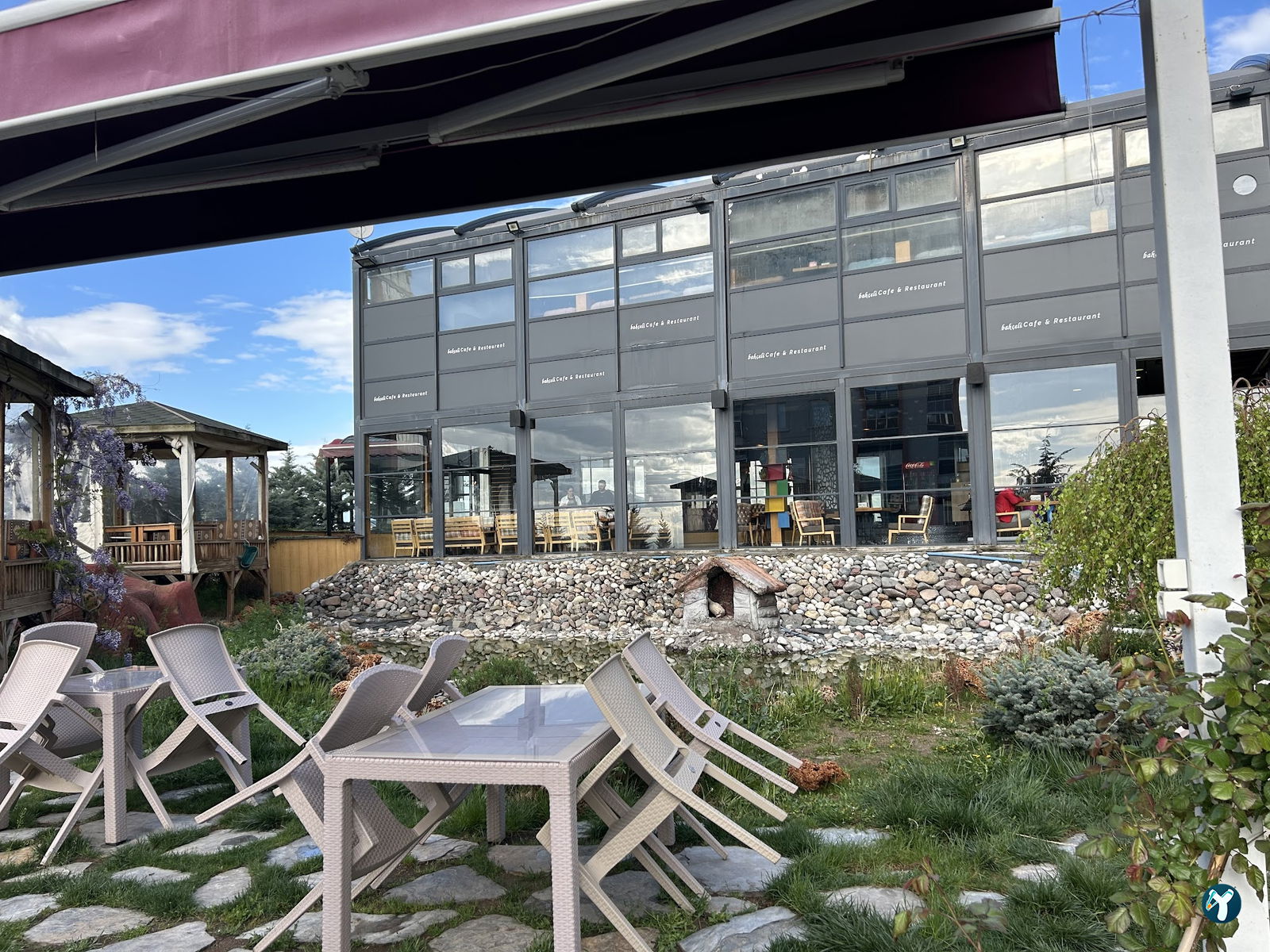 Bahçeli Cafe & Restaurant