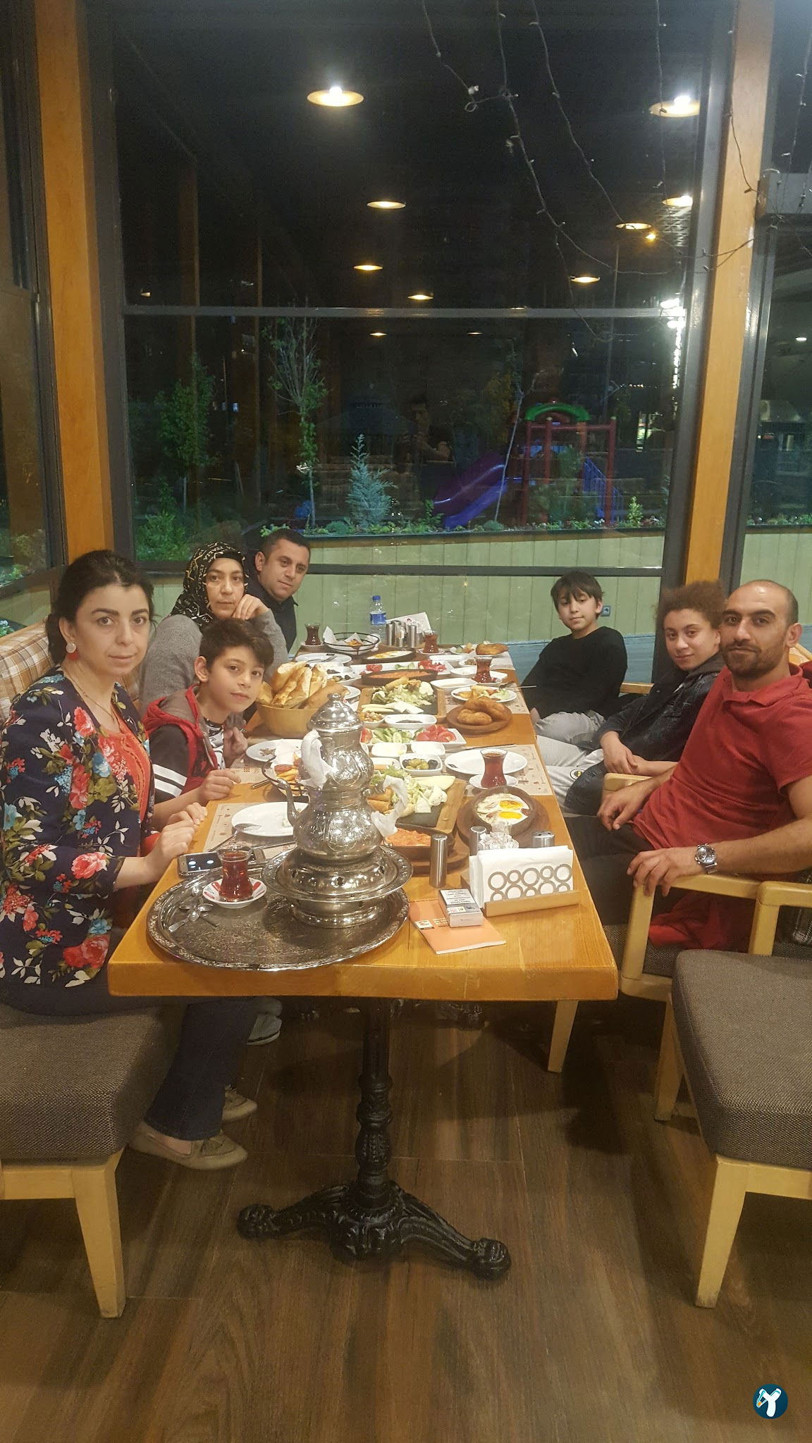 Bahçeli Cafe & Restaurant