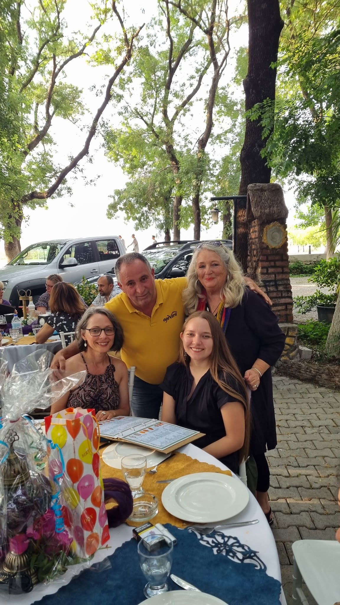 Çınar Restaurant Ve Kır Bahçesi