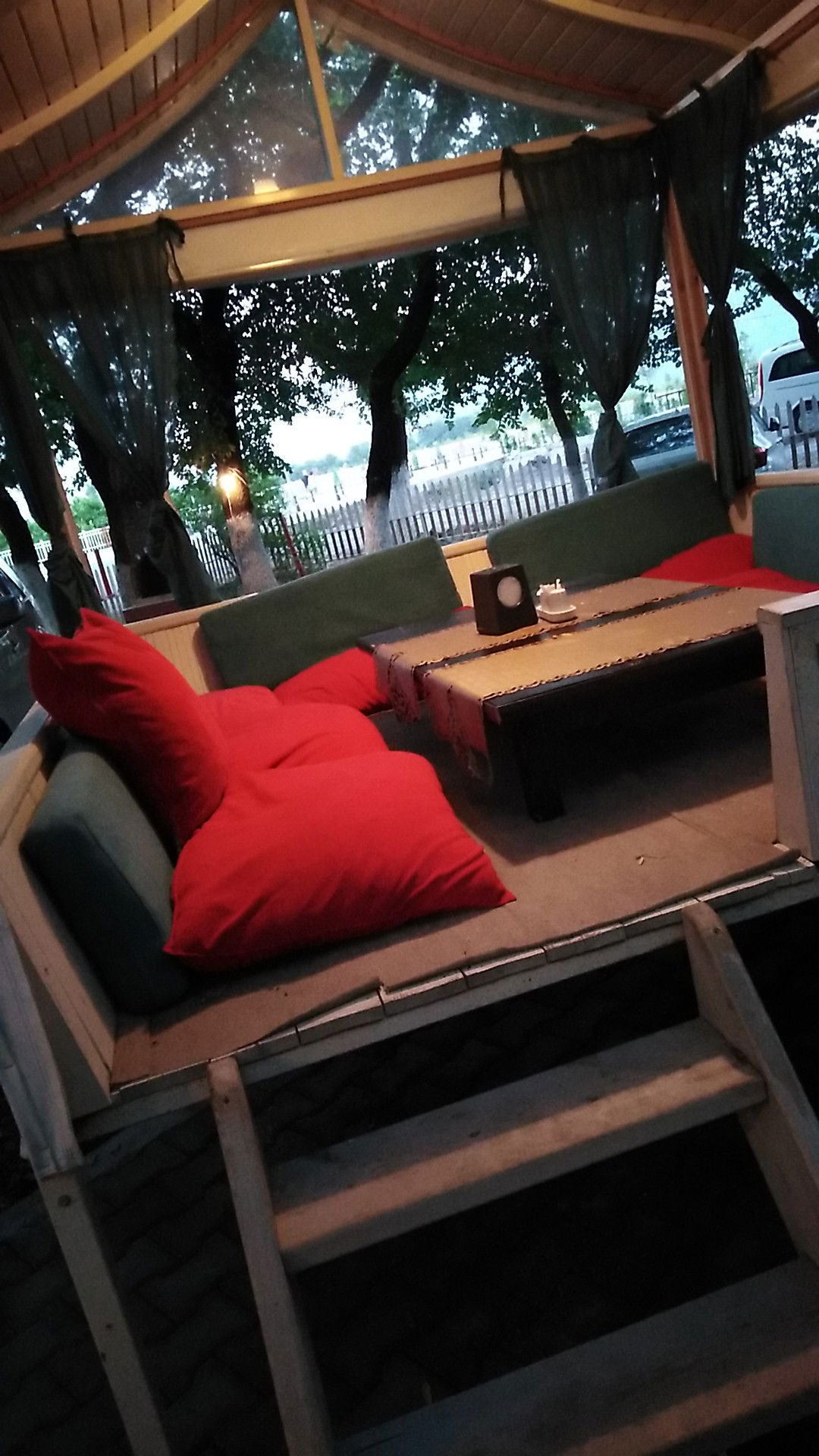 Çınar Restaurant Ve Kır Bahçesi