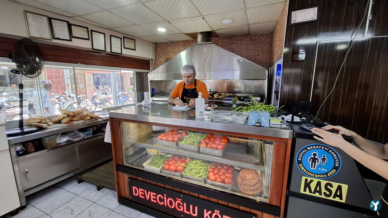 Devecioglu Kofte Salonu