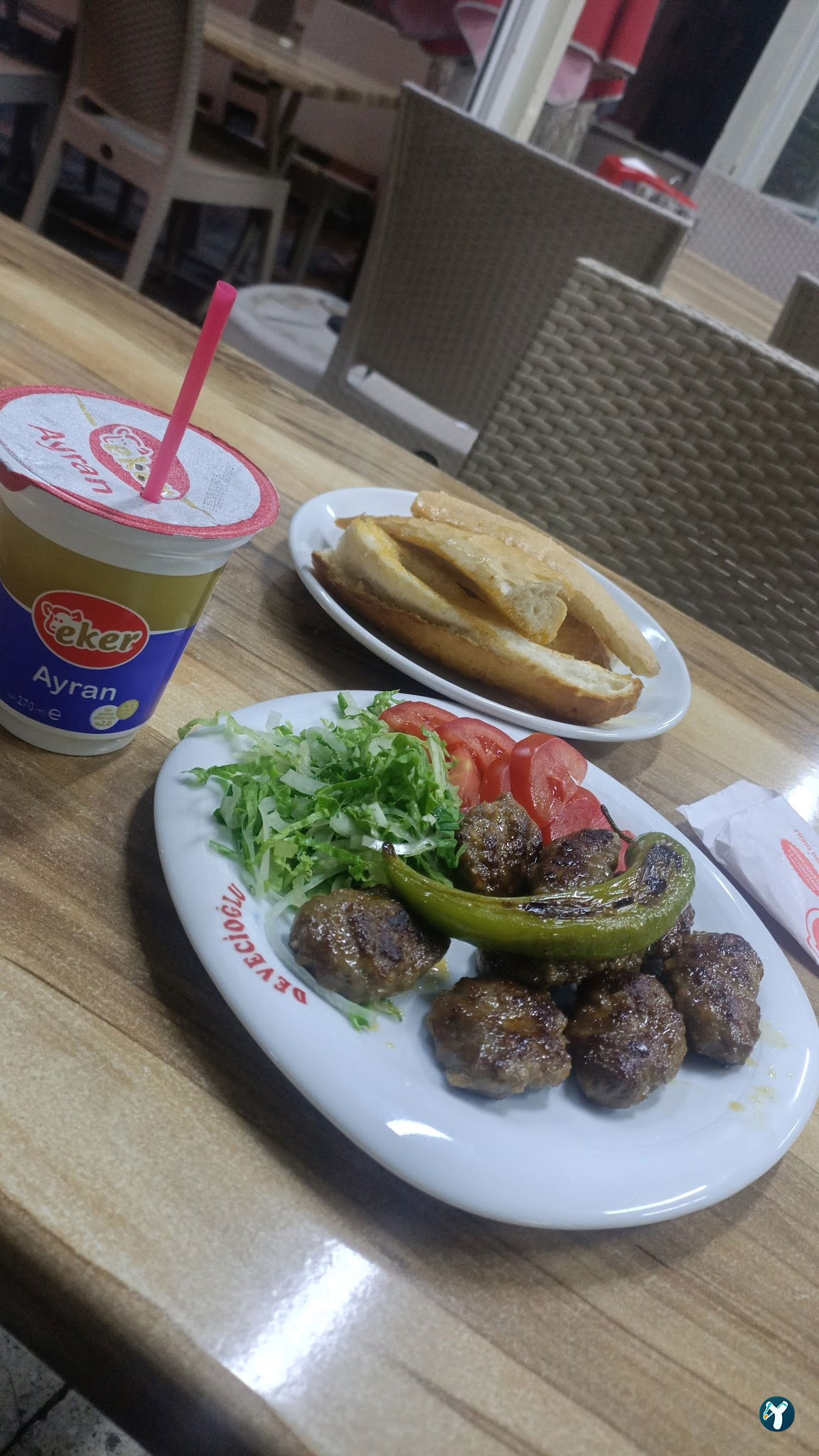 Devecioglu Kofte Salonu