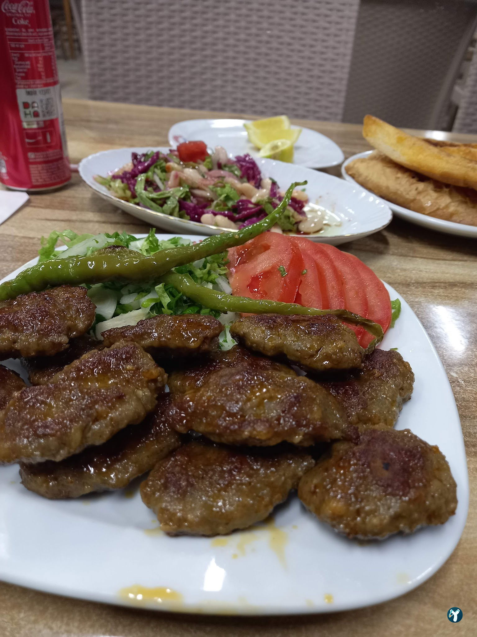 Devecioglu Kofte Salonu