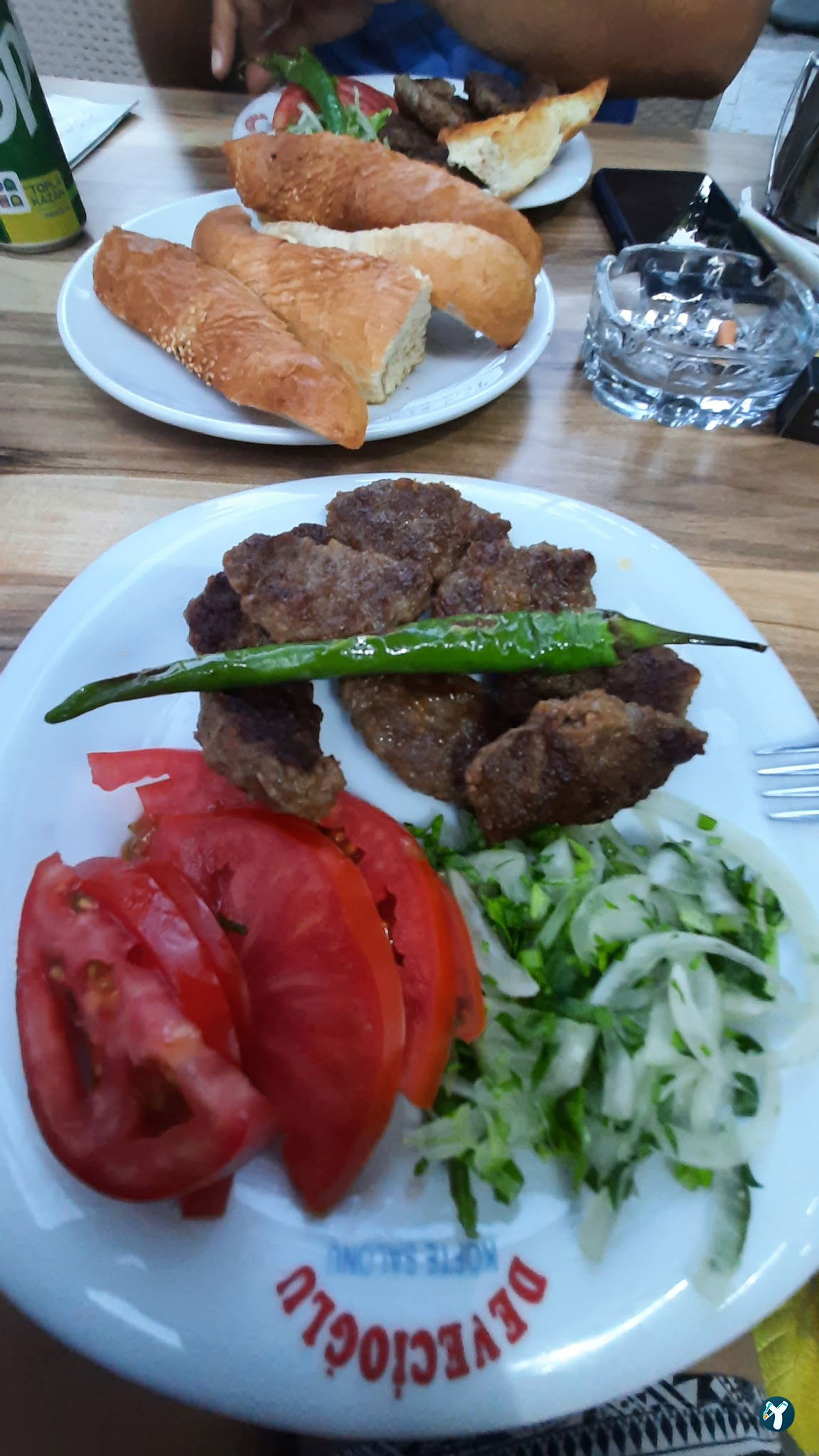 Devecioglu Kofte Salonu