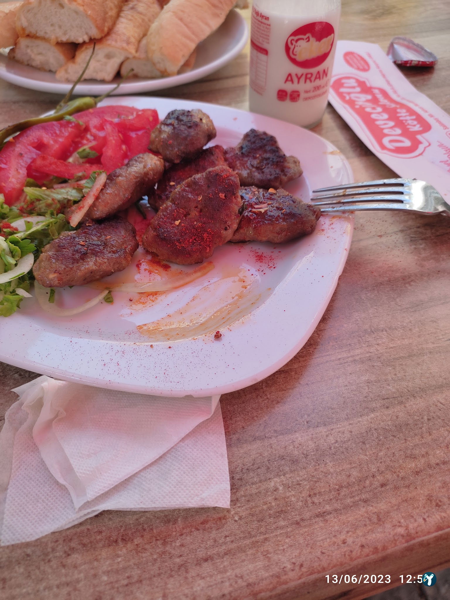 Devecioglu Kofte Salonu