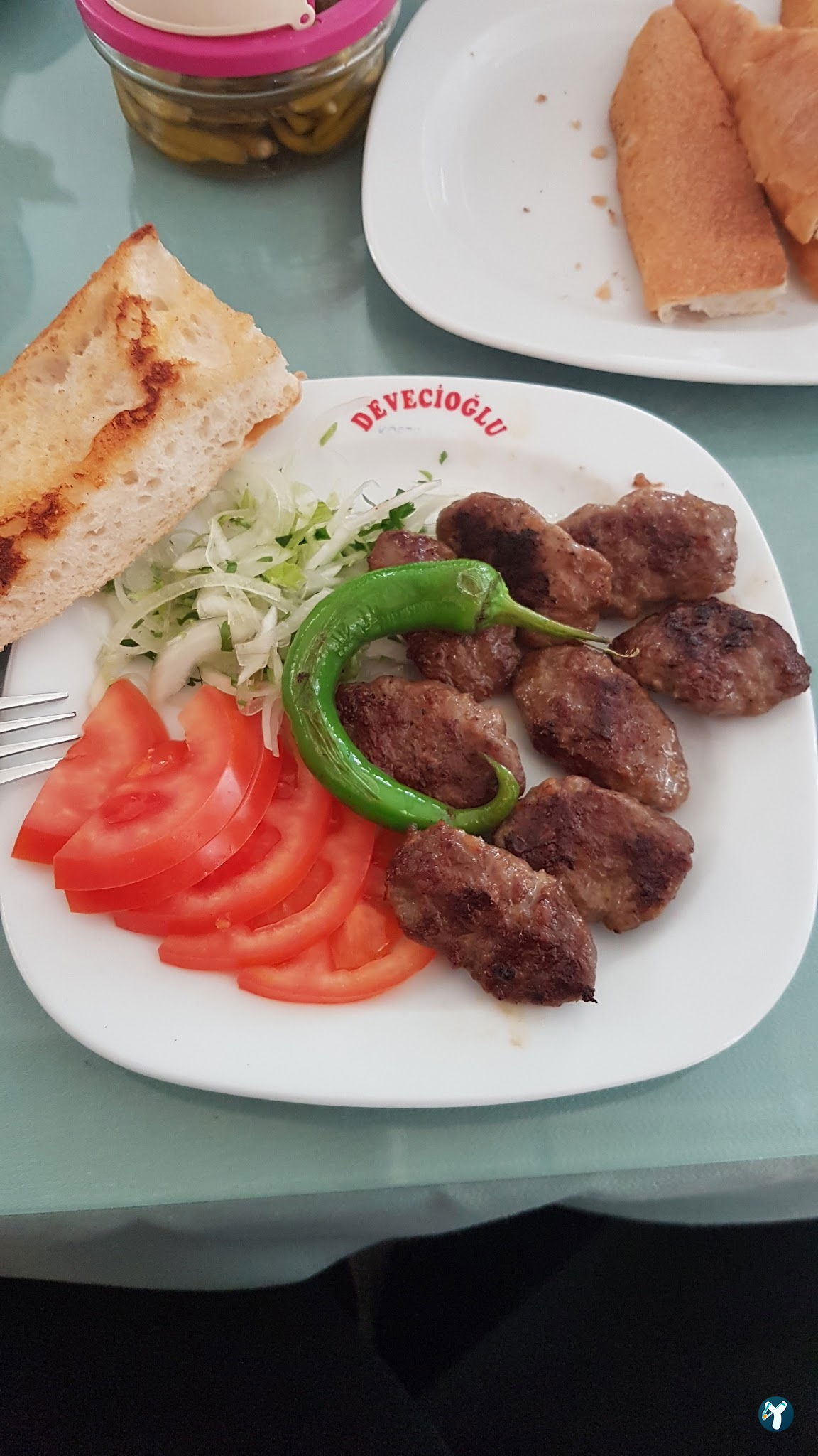 Devecioglu Kofte Salonu
