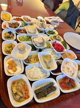 Muteber Meyhane resimleri