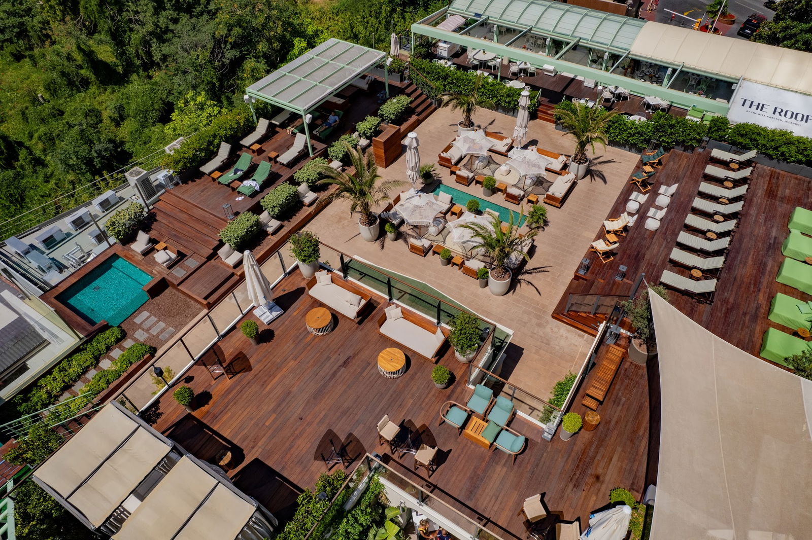 The Roof At The Ritz-Carlton, Istanbul