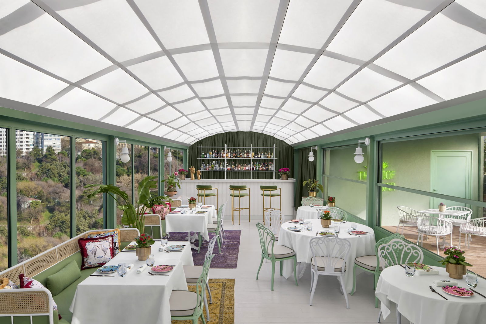 The Roof At The Ritz-Carlton, Istanbul