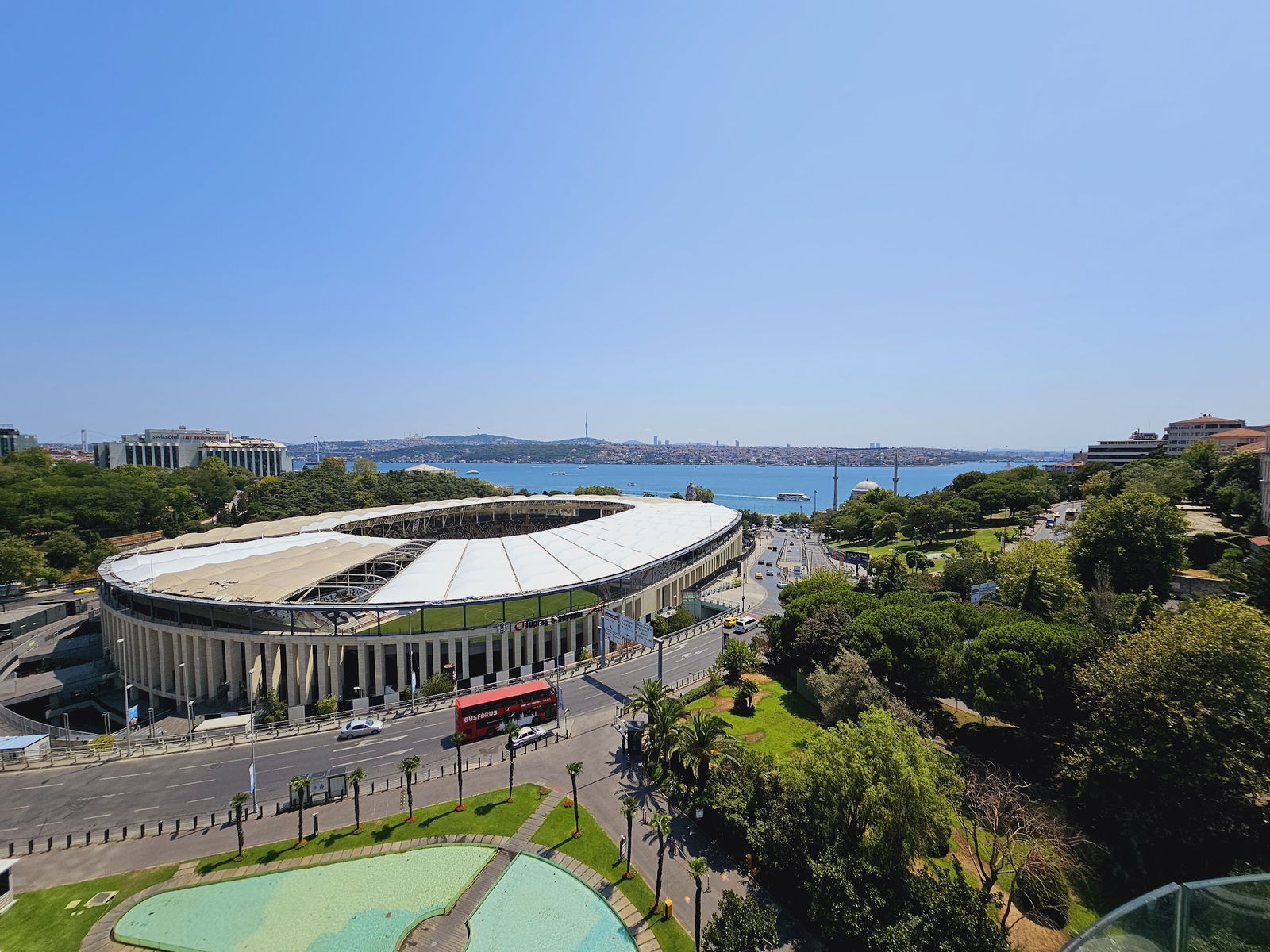 The Roof At The Ritz-Carlton, Istanbul