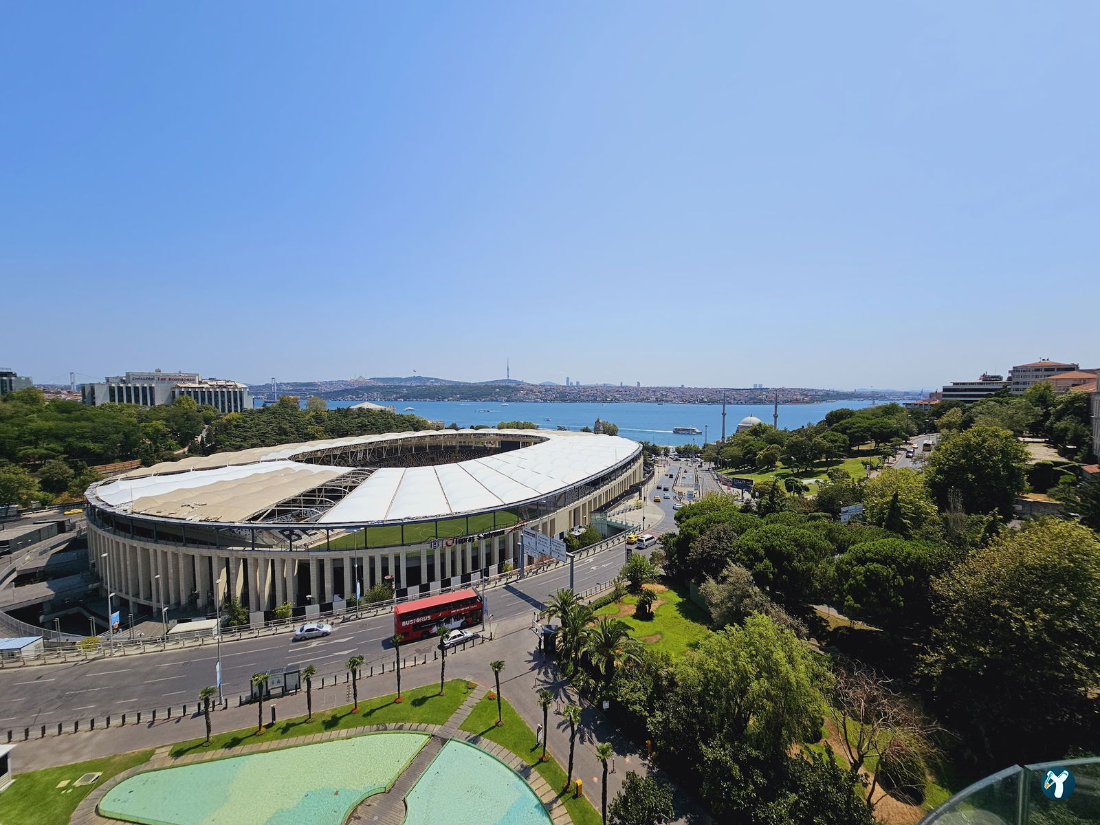 The Roof At The Ritz-Carlton, Istanbul