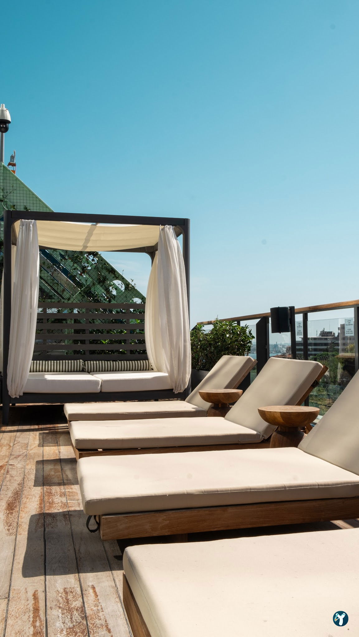 The Roof At The Ritz-Carlton, Istanbul