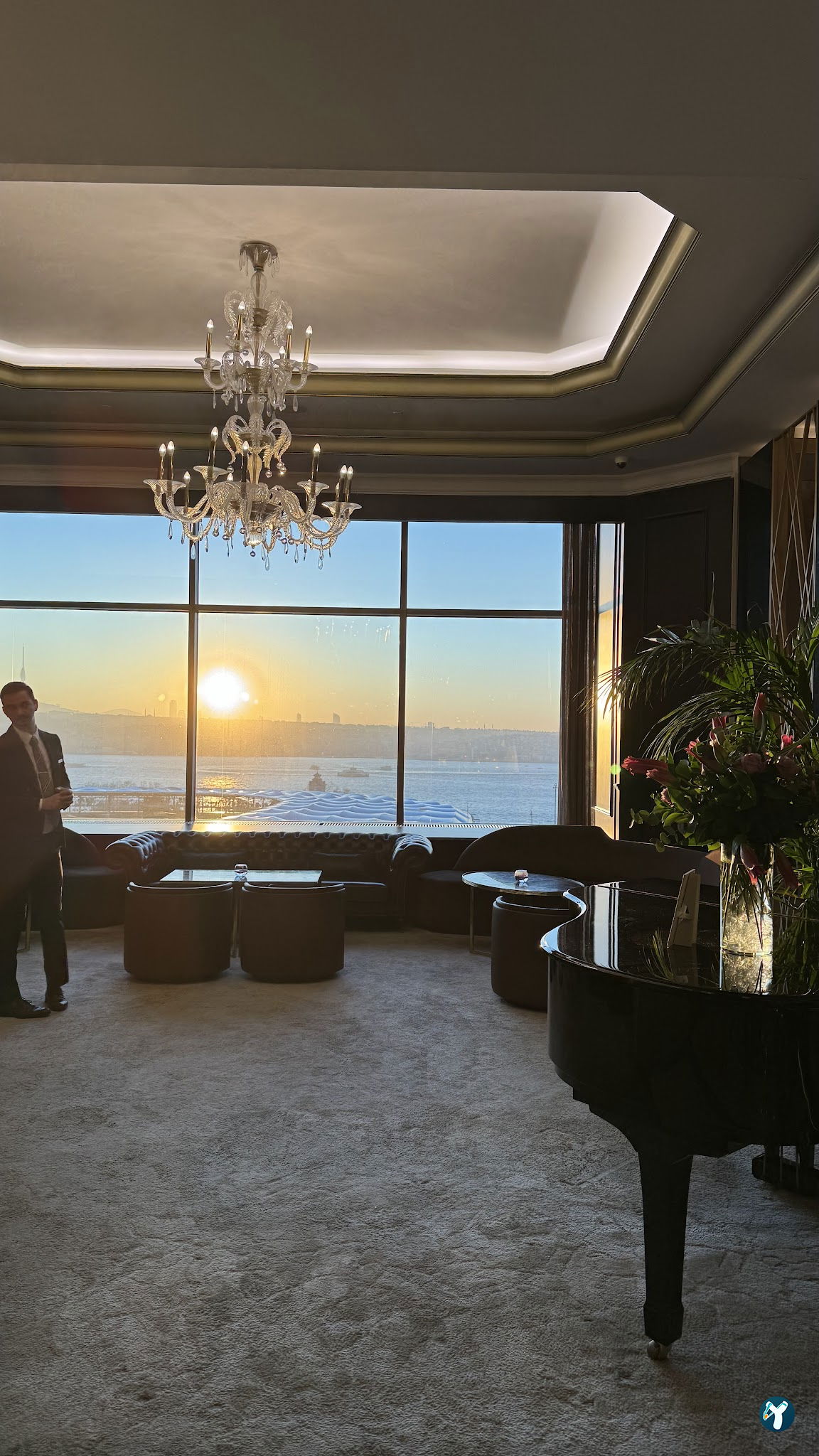The Roof At The Ritz-Carlton, Istanbul